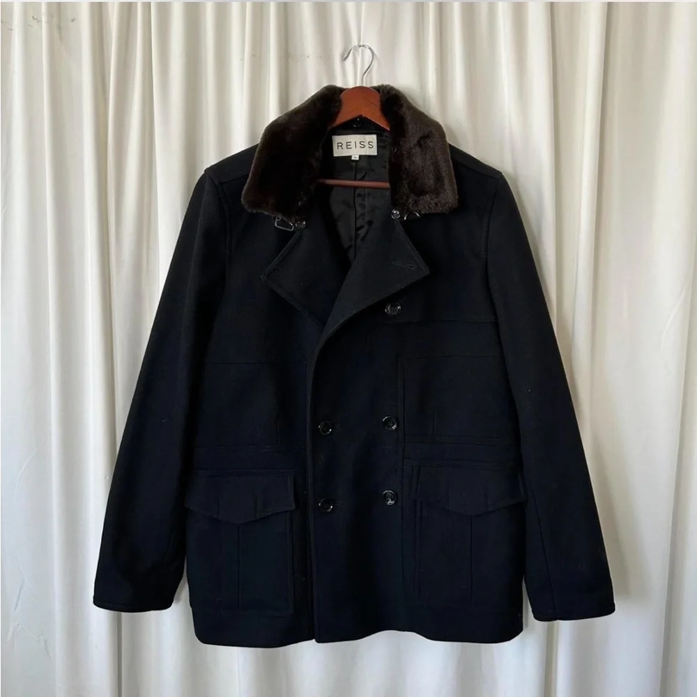 REISS Wool Blend double-breasted Peacoat with faux fur removable collar black.